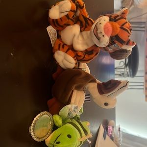 Set of 3 international beanie babies.